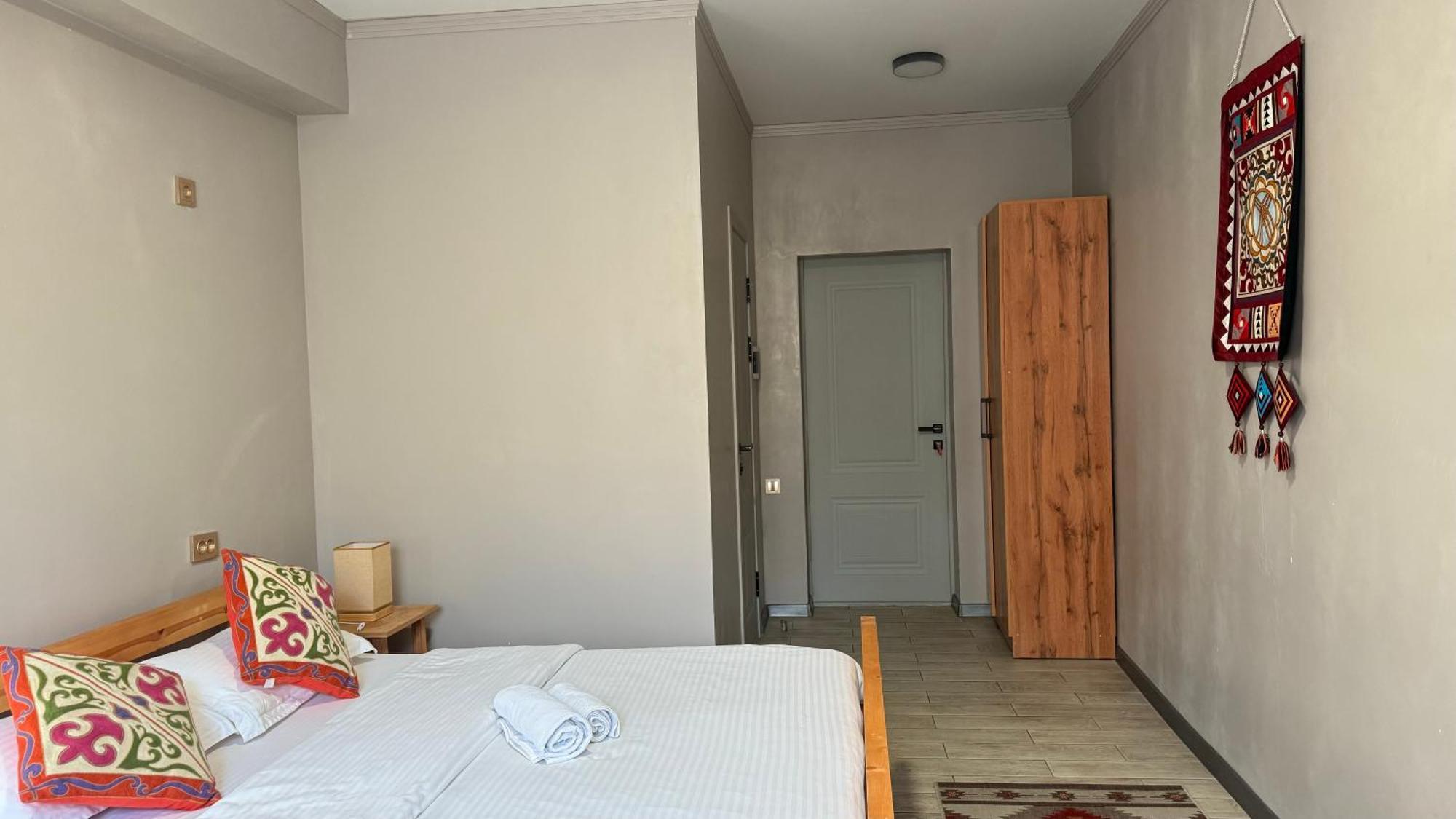 Salamat Hotel Bishkek Luaran gambar