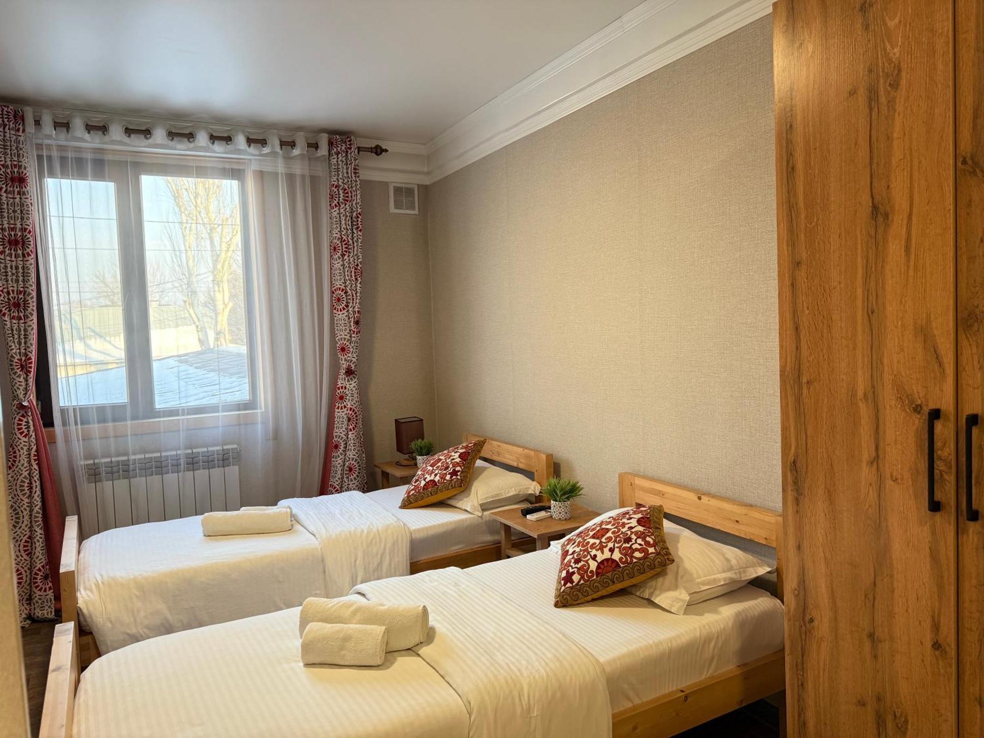 Salamat Hotel Bishkek Luaran gambar
